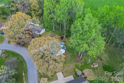 1548 Castell Lane, Hickory, NC 28601 - Photo 34