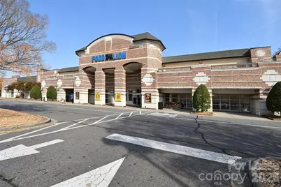 8643 Beaver Creek Drive, Charlotte, NC 28269 - Photo 38