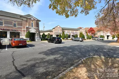 8643 Beaver Creek Drive, Charlotte, NC 28269 - Photo 28