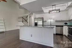 9235 N Vicksburg Park Ct, Charlotte, NC 28210 - Photo 16