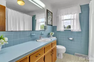 165 Keller St, Waynesville, NC 28786 - Photo 16