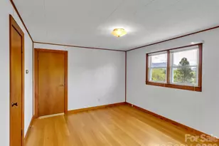 165 Keller St, Waynesville, NC 28786 - Photo 12