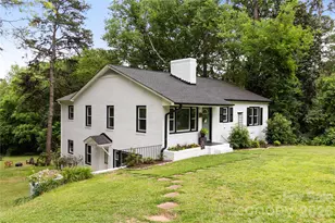 213 Hillcrest Dr, Huntersville, NC 28078 - Photo 2