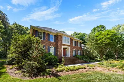 625 Greenbrook Parkway, Matthews, NC 28104 - Photo 2