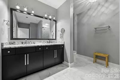 222 S Caldwell Street #1708, Charlotte, NC 28202 - Photo 18