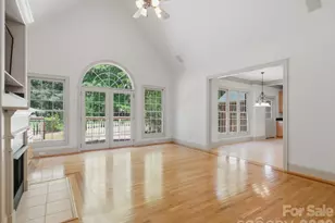 707 Mayfield Ct, Fort Mill, SC 29715 - Photo 10