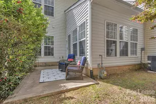 1802 Robinwood Village Dr, Gastonia, NC 28054 - Photo 16
