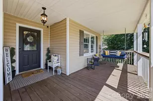 1404 Castle Ct, Lenoir, NC 28645 - Photo 8