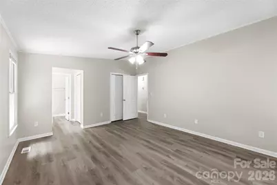 8200 Chrisbry Lane, Charlotte, NC 28215 - Photo 8