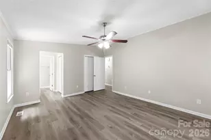 8200 Chrisbry Ln, Charlotte, NC 28215 - Photo 8
