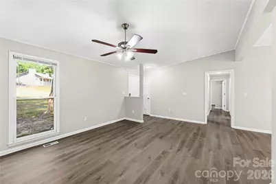 8200 Chrisbry Lane, Charlotte, NC 28215 - Photo 18