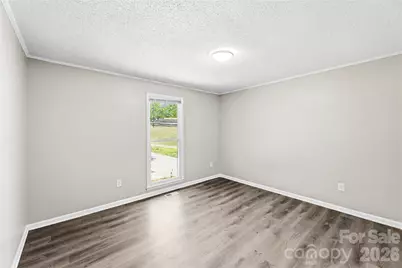 8200 Chrisbry Lane, Charlotte, NC 28215 - Photo 6