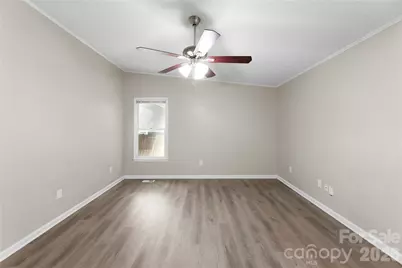 8200 Chrisbry Lane, Charlotte, NC 28215 - Photo 24