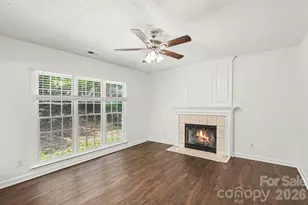 5802 Swanston Dr, Charlotte, NC 28269 - Photo 4