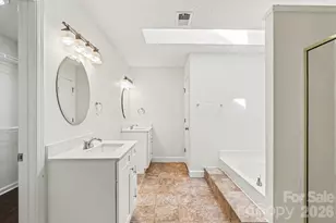 5802 Swanston Dr, Charlotte, NC 28269 - Photo 14