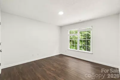 5802 Swanston Drive, Charlotte, NC 28269 - Photo 12