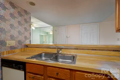 10969 Carmel Crossing Road, Charlotte, NC 28226 - Photo 14