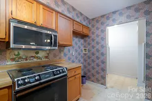 10969 Carmel Crossing Rd, Charlotte, NC 28226 - Photo 16