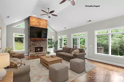 2000 Davis Mountain Road, Hendersonville, NC 28739 - Photo 2