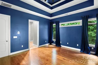 2000 Davis Mountain Road, Hendersonville, NC 28739 - Photo 20