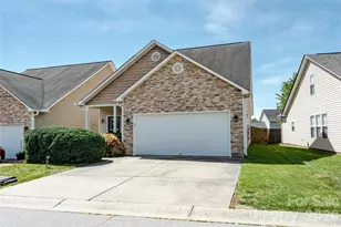 27 Chowan Dr, Fletcher, NC 28732 - Photo 2