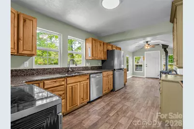 1916 Old Spartanburg Road, Hendersonville, NC 28792 - Photo 14