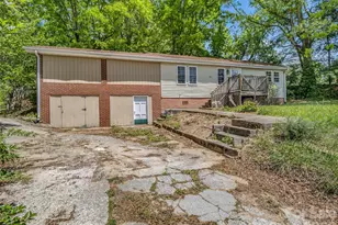 1916 Old Spartanburg Rd, Hendersonville, NC 28792 - Photo 2