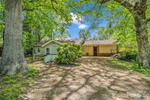1916 Old Spartanburg Rd, Hendersonville, NC 28792 - Photo 6