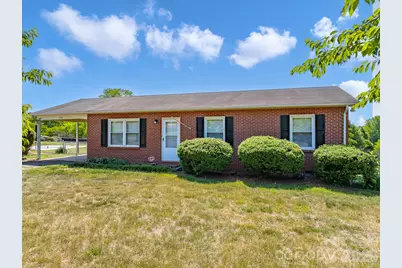 2101 Lamesa Court, Lenoir, NC 28645 - Photo 2