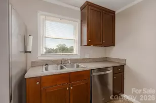 2101 Lamesa Ct, Lenoir, NC 28645 - Photo 10