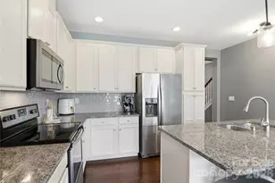 1223 Bhaltair Ln, Fort Mill, SC 29708 - Photo 8