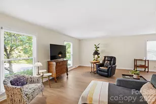 1200 Beechdale Dr, Charlotte, NC 28212 - Photo 6