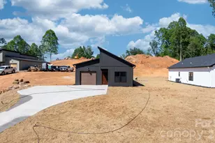 917 Overlook Dr SW, Lenoir, NC 28645 - Photo 26