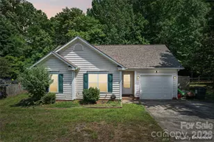 13221 Crooked Pine Ct, Charlotte, NC 28215 - Photo 1