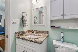 13221 Crooked Pine Ct, Charlotte, NC 28215 - Photo 16
