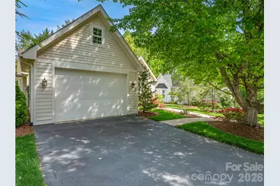 90 Dunroy Drive, Hendersonville, NC 28739 - Photo 4
