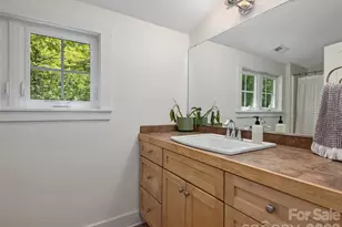 11 KNOTTY ALDER CT, Candler, NC 28715 - Photo 16