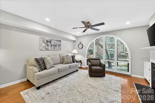 5803 Sharon Rd, Charlotte, NC 28210 - Photo 4