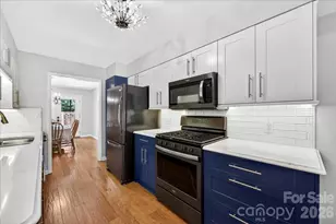 5803 Sharon Rd, Charlotte, NC 28210 - Photo 8