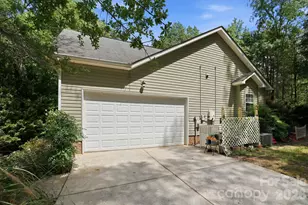 9243 Ladson Rd, Fort Mill, SC 29707 - Photo 26