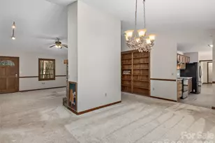 30 Kanuga Heights Ln, Hendersonville, NC 28739 - Photo 10