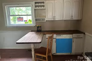 1103 Lewiston Ave, Charlotte, NC 28208 - Photo 6