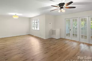 203 Crowfields Dr, Asheville, NC 28803 - Photo 12