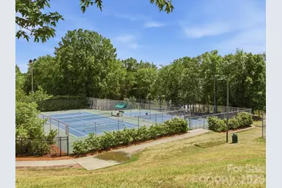 9804 Park Springs Court, Charlotte, NC 28210 - Photo 44