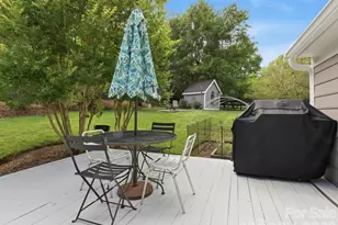 9804 Park Springs Ct, Charlotte, NC 28210 - Photo 30