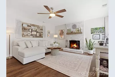 9804 Park Springs Court, Charlotte, NC 28210 - Photo 10