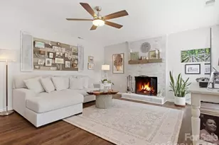 9804 Park Springs Ct, Charlotte, NC 28210 - Photo 10