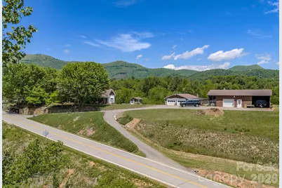 502 and  504 Old US 19 23 Highway, Candler, NC 28715 - Photo 22