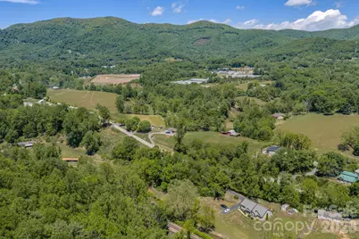 502 and  504 Old US 19 23 Highway, Candler, NC 28715 - Photo 30