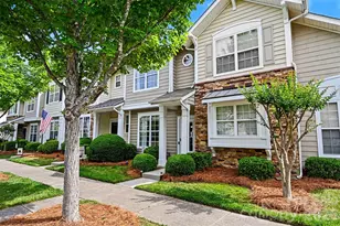 1033 Woodglen Ln, Matthews, NC 28104 - Photo 2